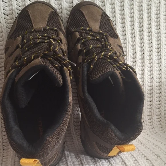 Merrell Brown and Black Athletic Shoes Rugged Design Waterproof - Picture 3 of 7